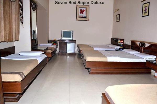 Hotel Heritage Inn